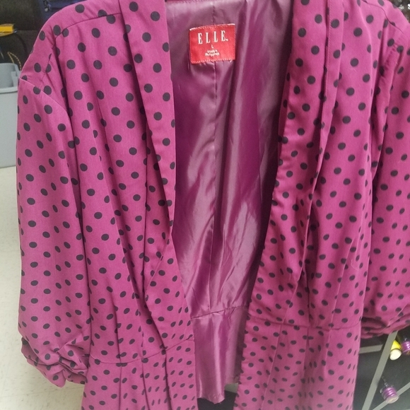 B06 - Large berry polka‎ dot blazer - Picture 1 of 1